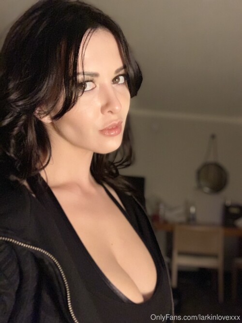 Larkin Love OnlyFans 5 17 2019 5