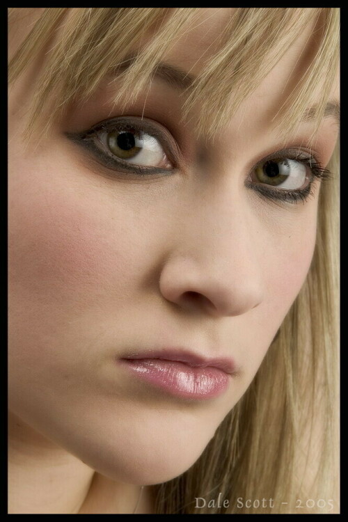 Lauren3 9 05003 Webaa6c5e042892fafc