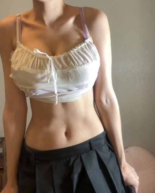 Lee Bora 4ac6312588024c4f9