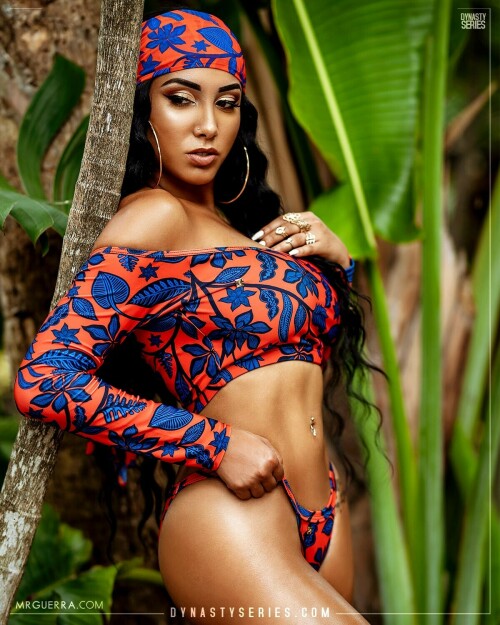 Leila Grey miss leilagrey Amazon Girl Jose Guerra 005833febaf3d2063d889