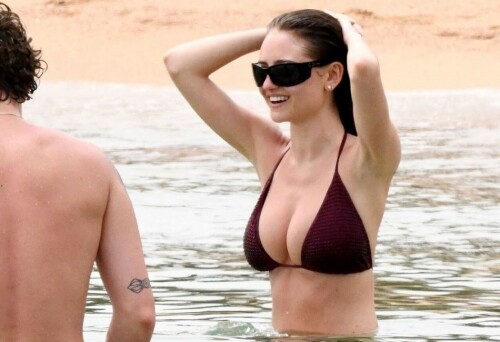 Leni Klum Bikini Sardinia 05 min52432bdc829da5a9