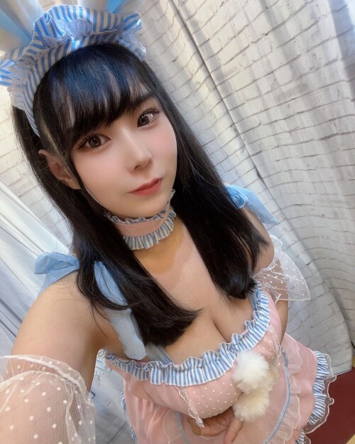 LeoWf72f63c30cb9c2fd0