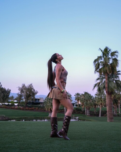 Life is good day 2 of Coachella 128d37dda292153e0