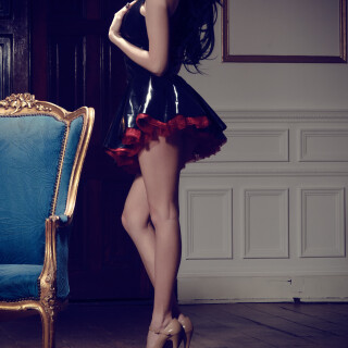 Lilly_FrillyBlackDress_029