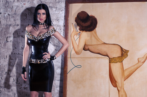 Lilly LatexPencilSkirt 019