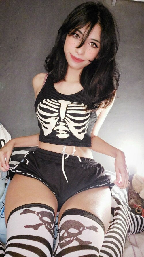 Lily 1