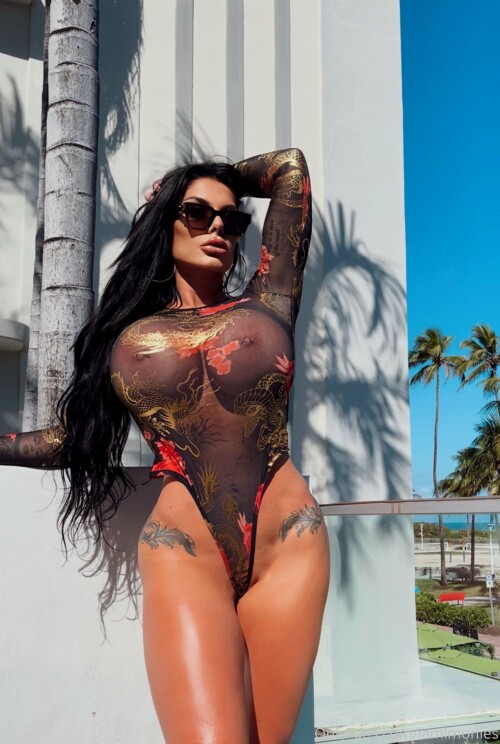 Lindi Nunziato OnlyFans 2016x3000 0935dd9096f15121d89b2f980e365b74