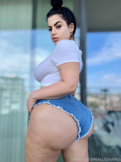 Lissa Aires OnlyFans 17606094242059579918f32805c99