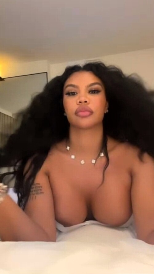 Live Instagram Awesome Screenshot.webm snapshot 00.06.1905d3e380cd2d76831