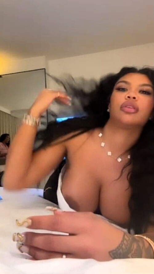 Live Instagram Awesome Screenshot.webm snapshot 00.57.5291a4cfd896bc79d16