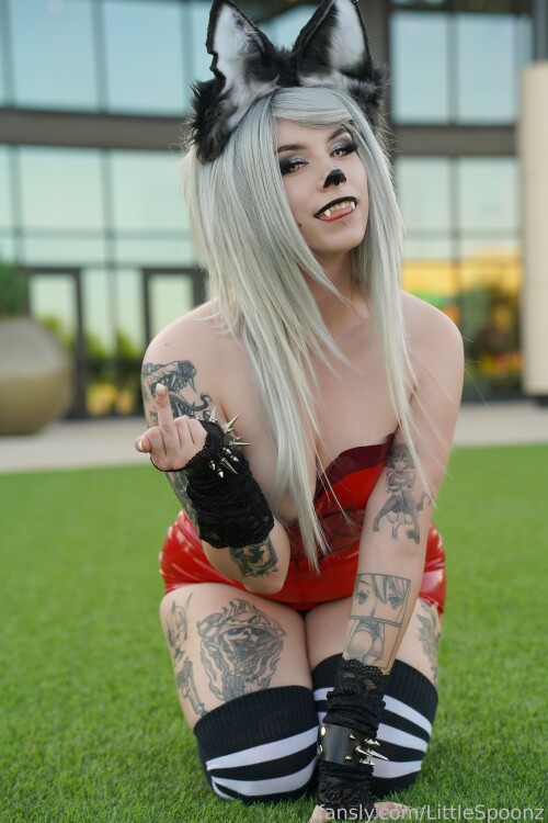 Loona273f38cf582392142