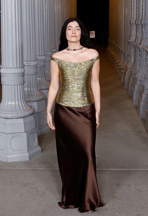 Lorde attends the 2025 LACMA Art Film Gala 35bd152a454df680d9