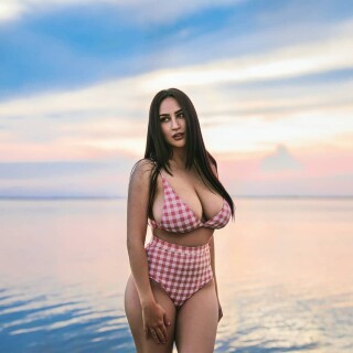 Louisa-Khovanski-1111ad454cfca331d3f5