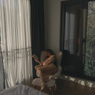 Louisa-Khovanski-6951c36d0a6cdccc522