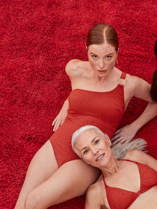 Luca Livera Red 01650f5ec01326e9b0f