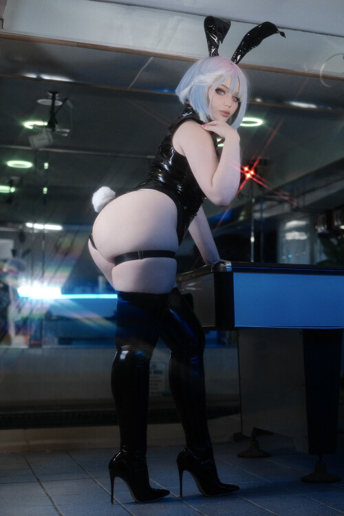 Lucy 17049fee69aaa13390