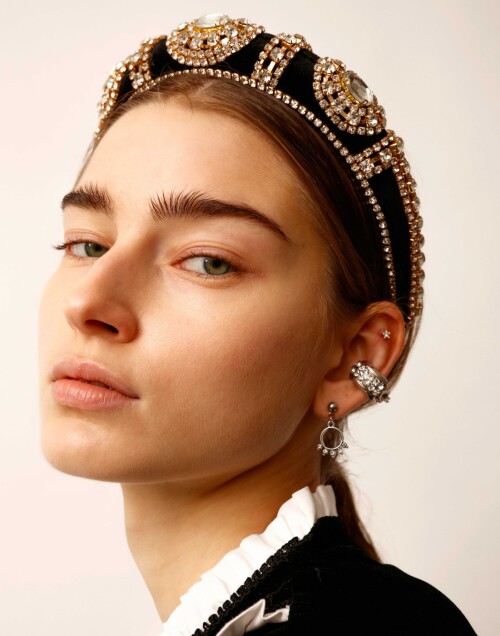 MARGARITA VISHNIAKOVA PHOTOGENICS 33 11c9688ff271df200