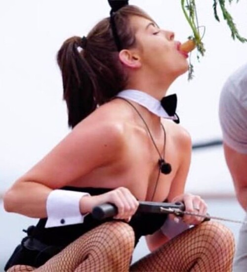 MAURA HIGGINS62475 n28c6d72cfd9a2d4a