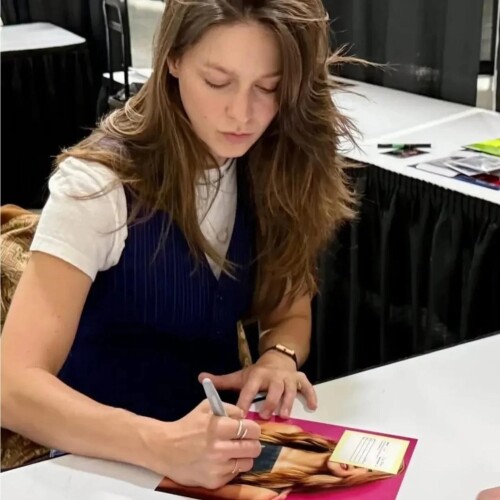 MB FanX 37e7cd24e9e17af5b