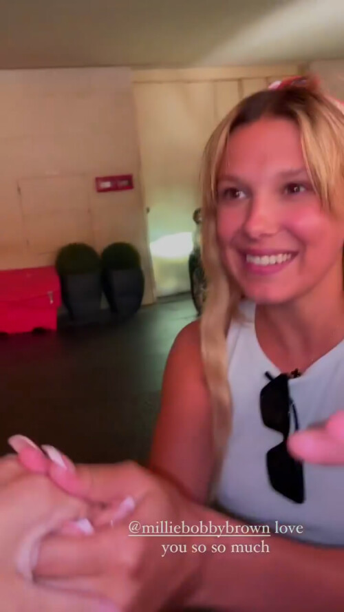 MBB in Paris Video 4.mp4 snapshot 00.05 2022.07.09 17.14.29 