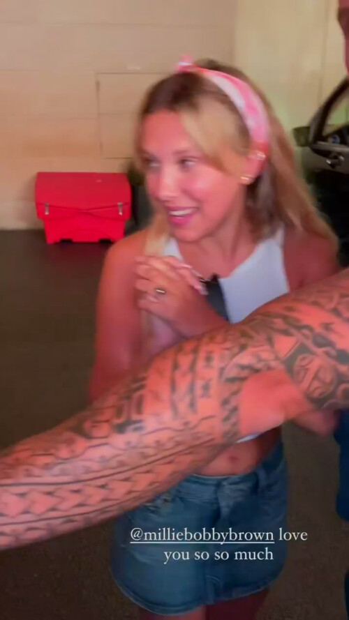 MBB in Paris Video 4.mp4 snapshot 00.09 2022.07.09 17.15.39 