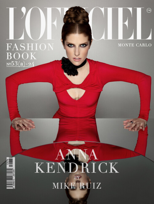 MC53 LOFFICIEL FASHION BOOK Anna Kendrick Cover A3a58b12703eb6537