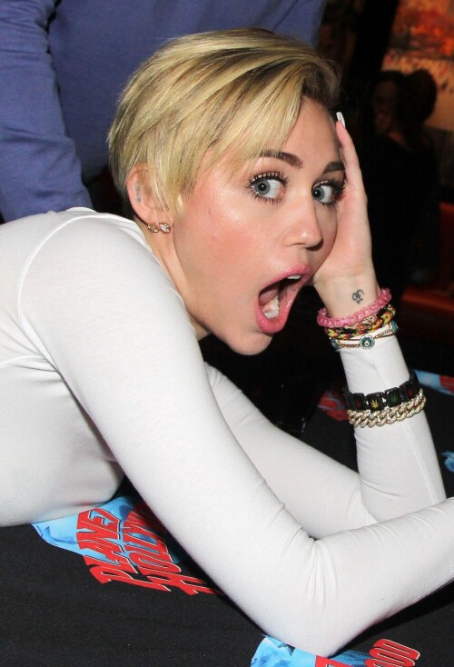 MCNET00453ea4b2e5ee89df09