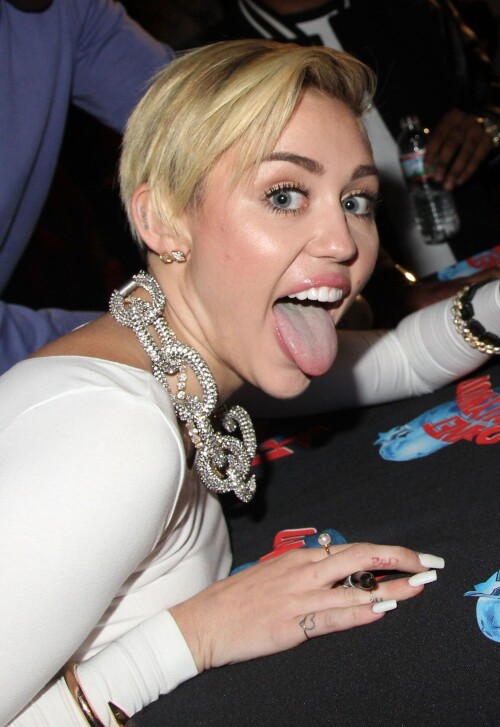 MCNET00571410831ee35c93ea