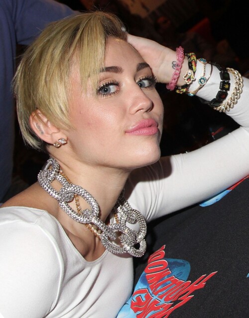 MCNET0084aca1926a2e27661a