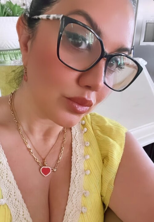 MEITU 20251003 145742488c35a08c27cd8a320