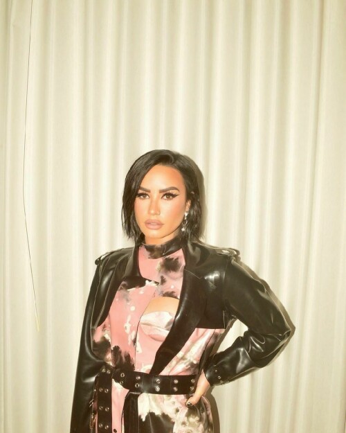 MEOHOX8 ob454edb7eb75ec34