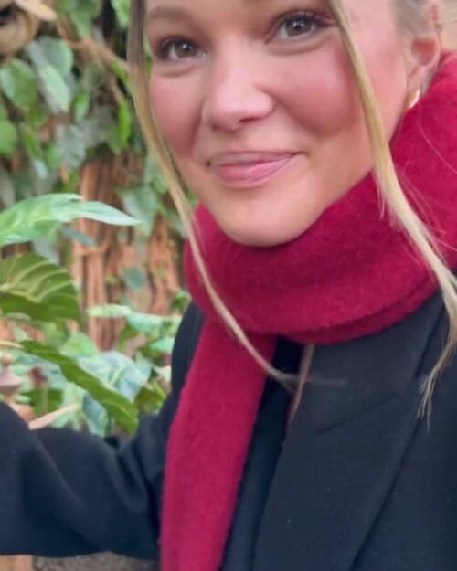 MEYBN4D o22f56ce2f521e276