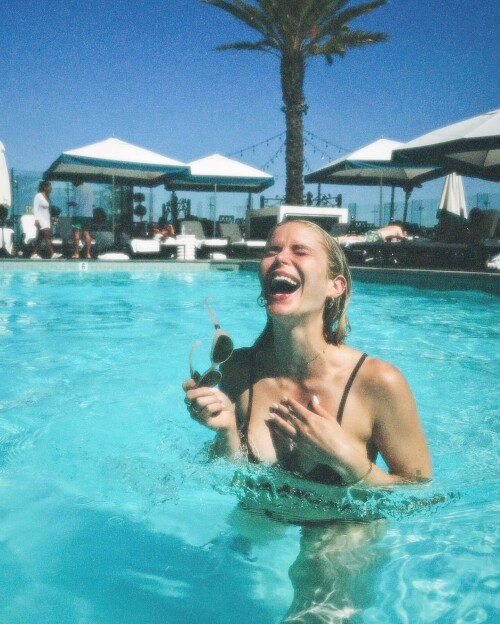 MEZNE9L oe7ff2e1f5649b227