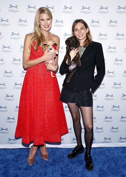 MH 81beec9640288940f