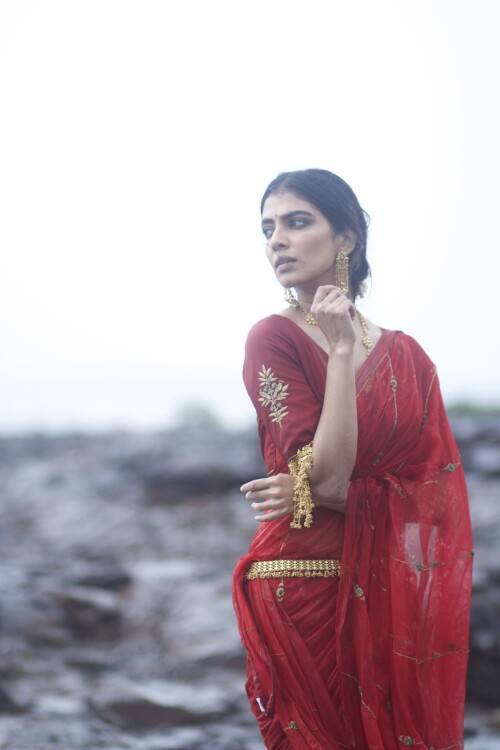 MM 27102a63813e53a217