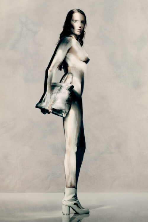 MM LTD CROPS 08 2 32ef3b1b4dc735b3c