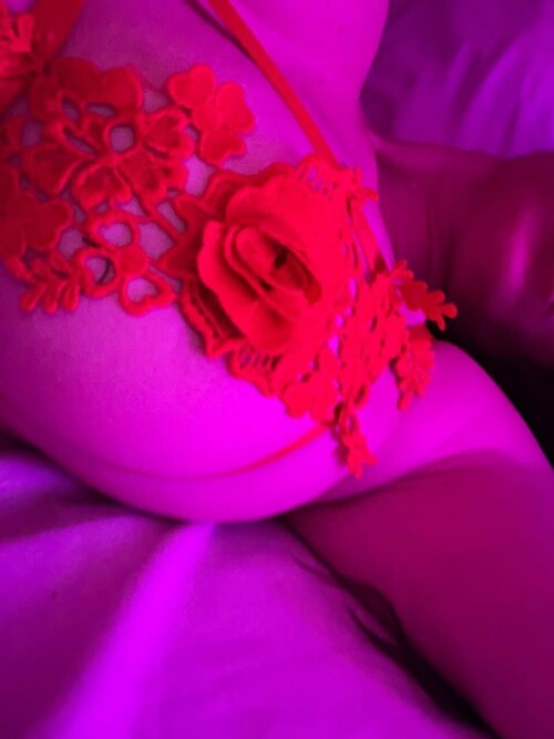 MR 815325ea5d56f05dd81