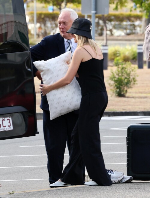 MR-9898633d29eccbc84