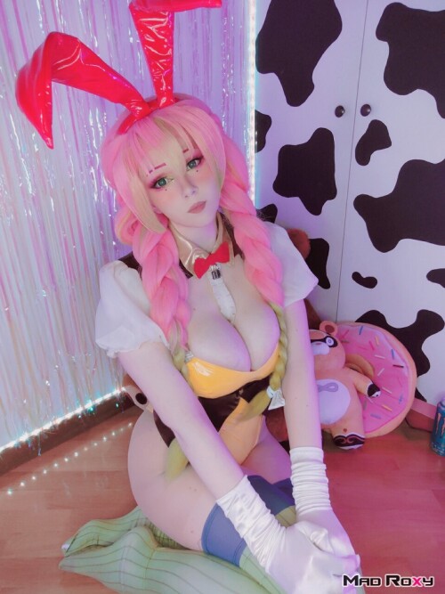 Mad Roxy Mitsuri Kanroji Bunny Suit 1