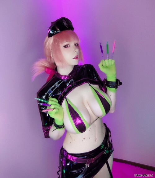 Mad Roxy Nightingale Trick or Treatment 3