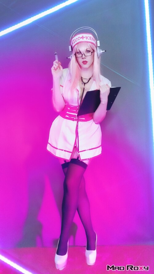 Mad Roxy Super Sonico Nurse 218eb6c31a90d86e6