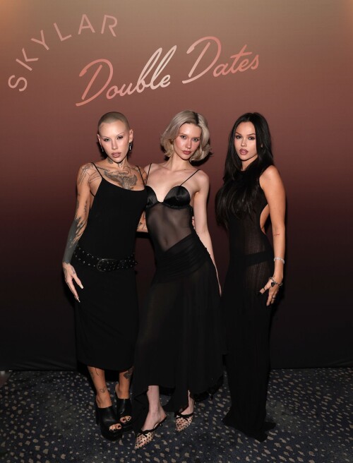 Maggie Lindemann 5d2afc2eb28d98ab3