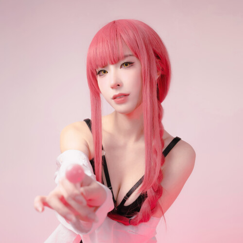 Makima 1349b6f9149002293