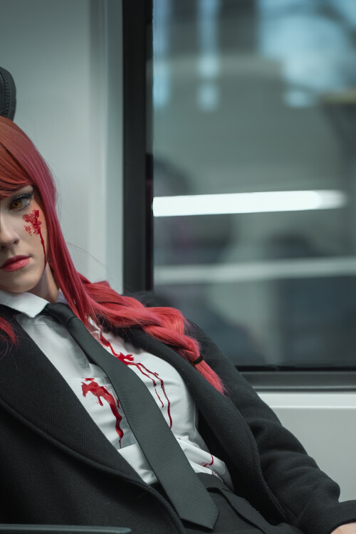 Makima 2678f37a9baa456ae