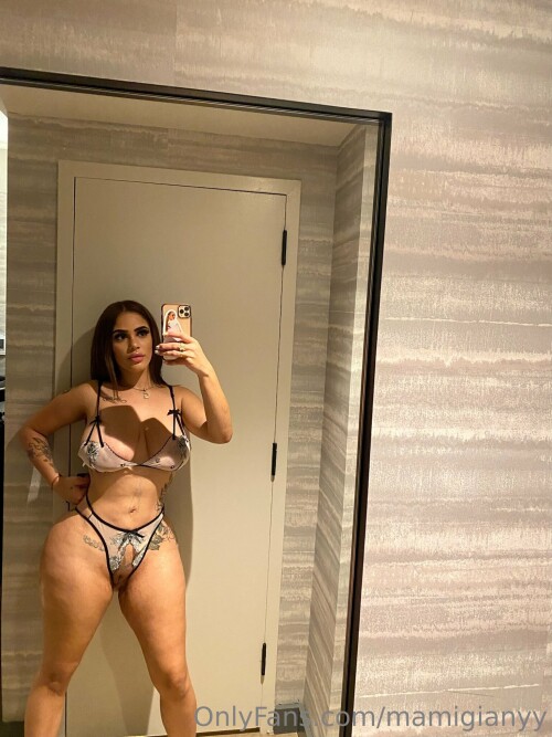 Mami g OnlyFans 172698520233183de65cf0a6fbe4f