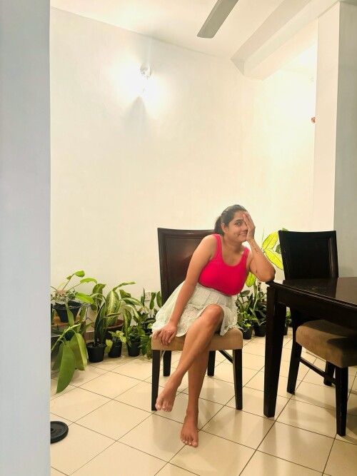 Manik Wijewardena Feet 78262542bda756b1161c8c5