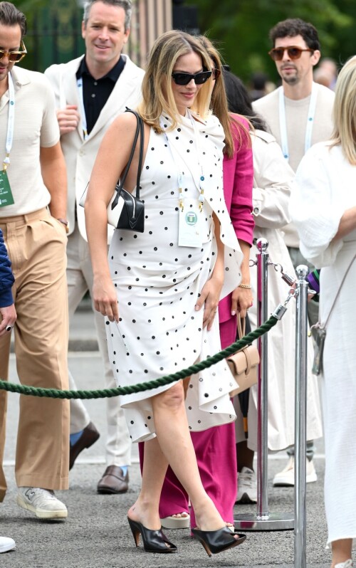 Margot Robbie at Wimbledon in London 07 12 2024 20 227461a4a00d2dfc