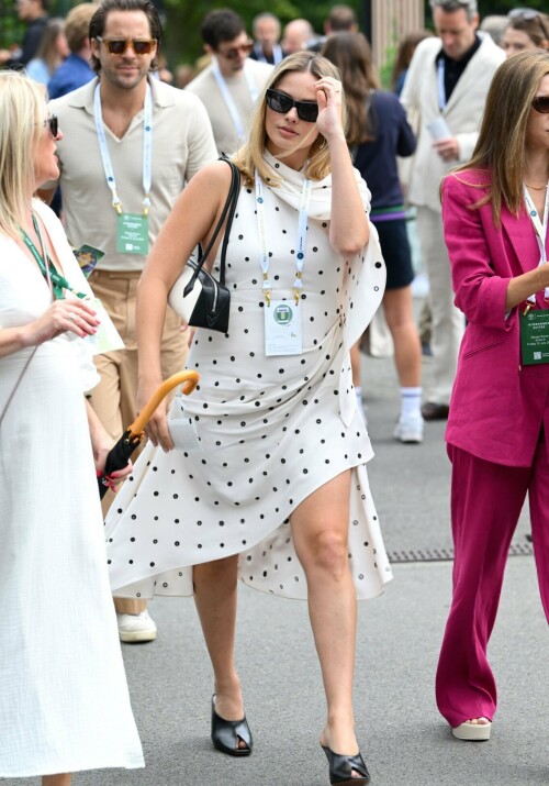 Margot Robbie at Wimbledon in London 07 12 2024 51 2cc13b4abc0b8059
