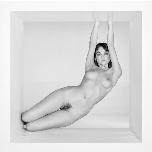 Maria Demina MEBLYU2 o342d29f9dea0e430