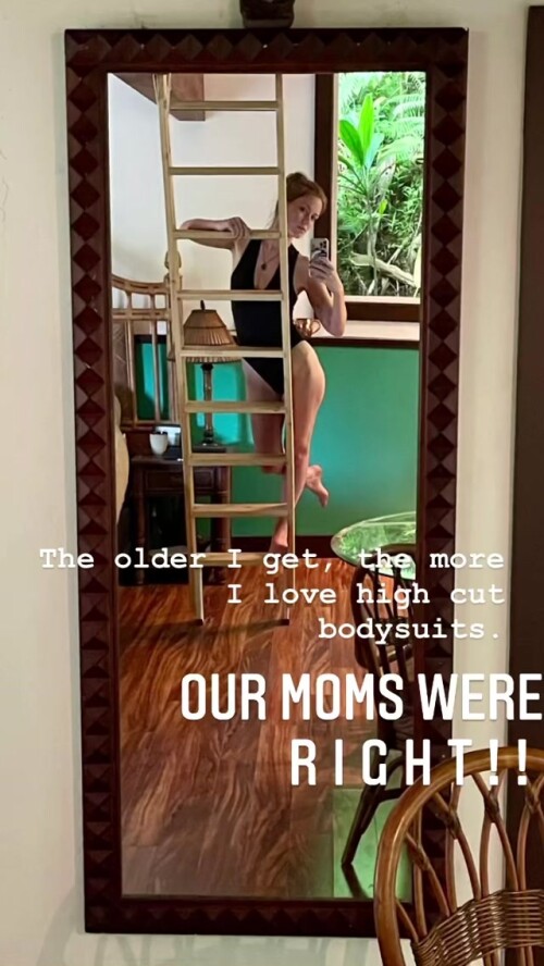 Marisha Ray Feet 591118838e137b463a91497c229e3edc890b018